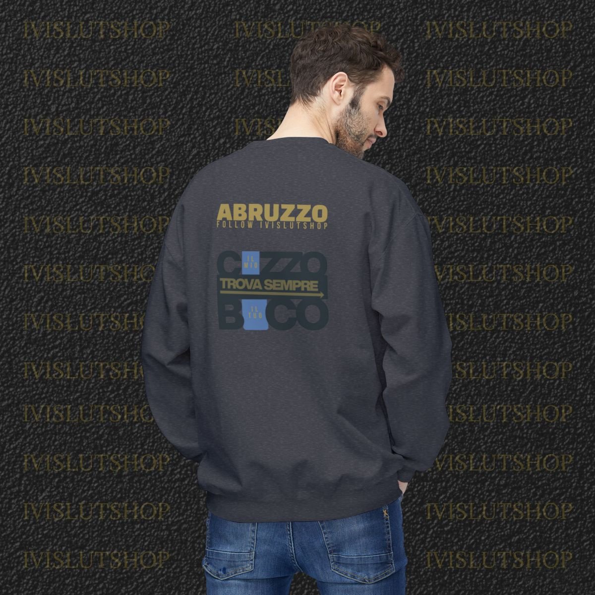 Il mio cazzo trova sempre il tuo buco